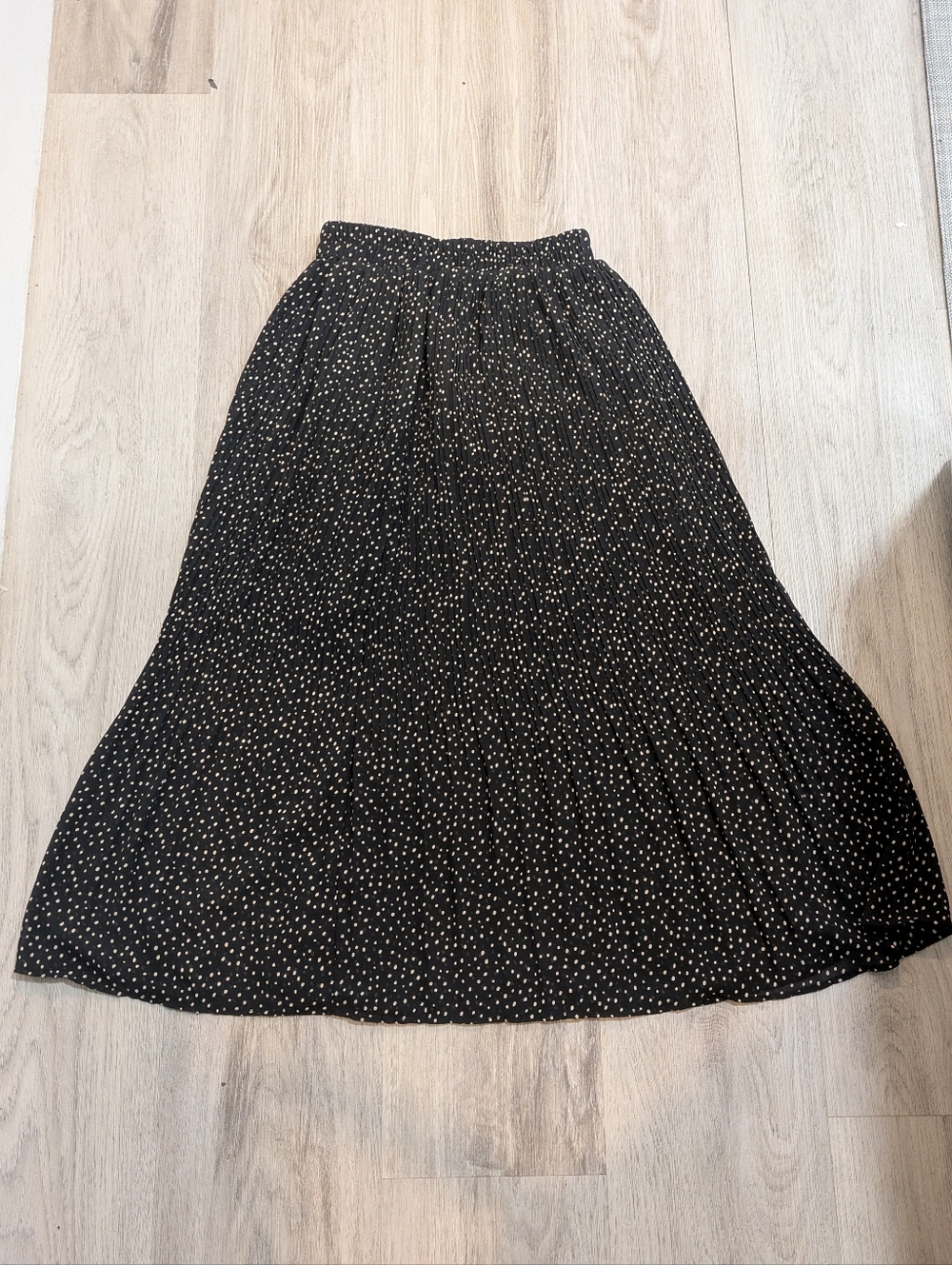 ✨3/$20✨ Black Polka Dot Summer Skirt - Size XS